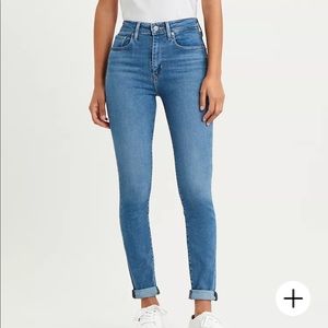 Levi’s 721 Skinny Jeans